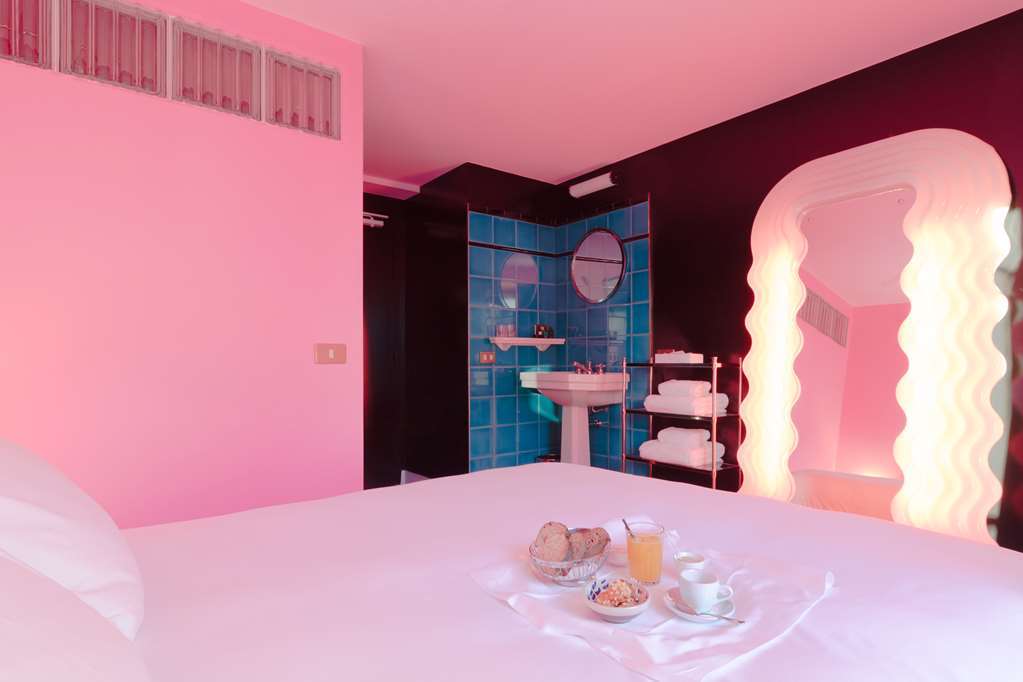 Grand Amour Hotel 3*